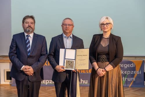 NOVOFER Alapítvány, partnerszervezet. Képviselte Fülöp Zsolt kuratóriumi tag